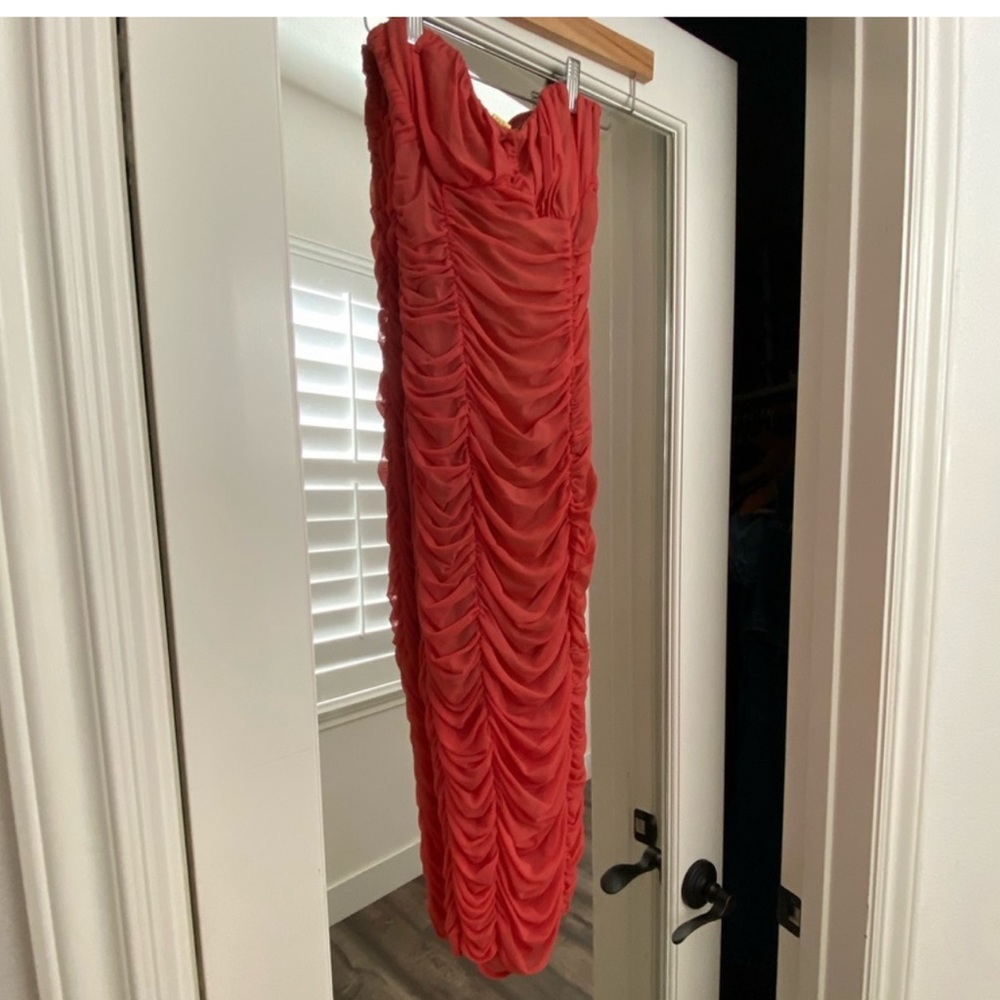 Revolve Lovers & Friends Fitted Midi Dress Coral - Picture 4 of 9